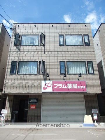 カレラ弐番館の外観写真