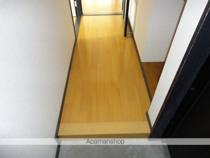 ミヤジママンション[1LDK/53.46m2]の玄関