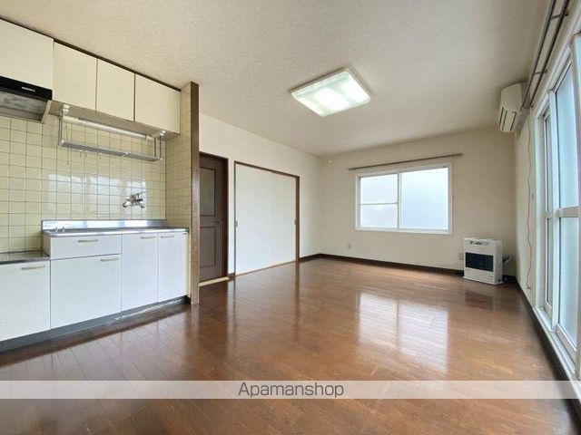 ユピテル参番館の内装写真