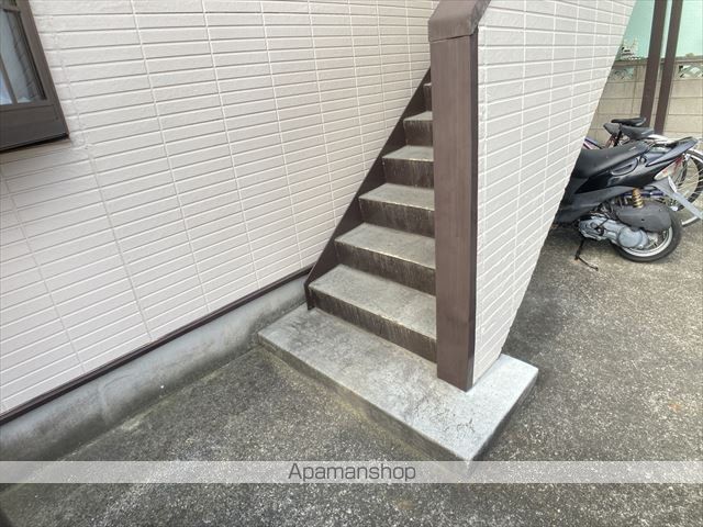 メゾンエスポアの外観写真