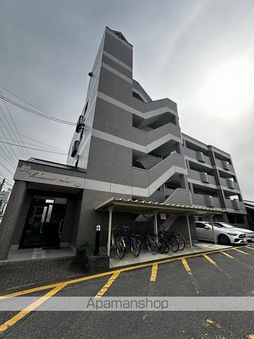 シャンテクレアの外観写真