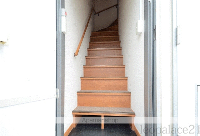 レオパレスフローラ湯築の内装写真