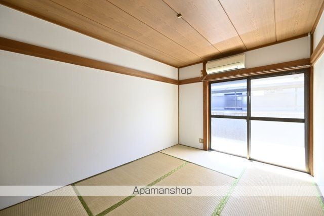 プチテール駒場の内装写真
