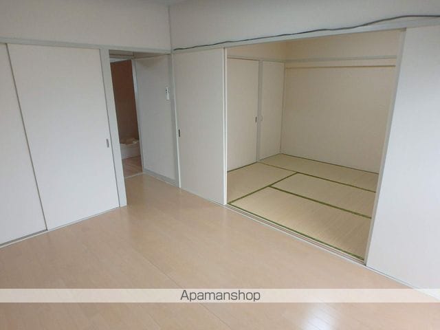 レジデンス浦和常盤の内装写真
