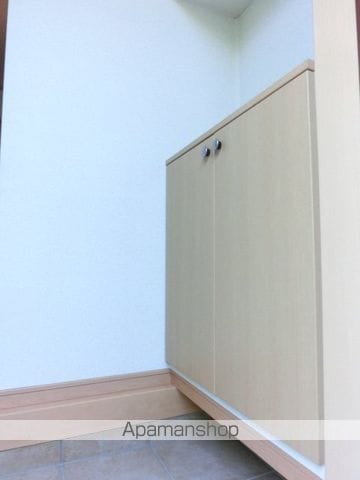 レフィナードの内装写真