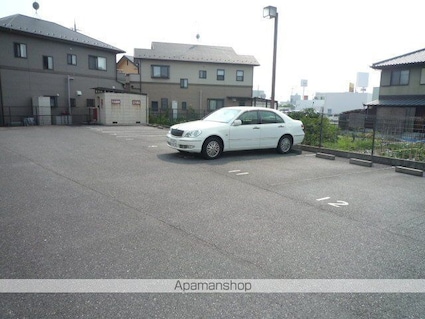 クレットドールＹ２[2LDK/62.18m2]の駐車場