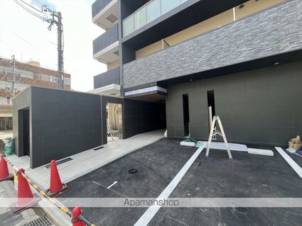 愛知県名古屋市西区新道２丁目[1K/24.94m2]の駐車場