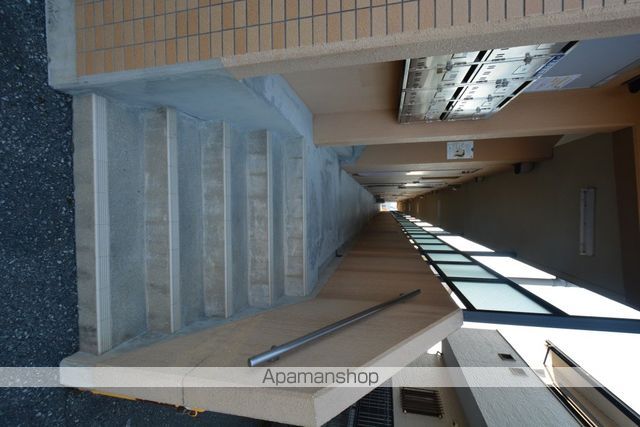 ユーミーあかえの玄関写真