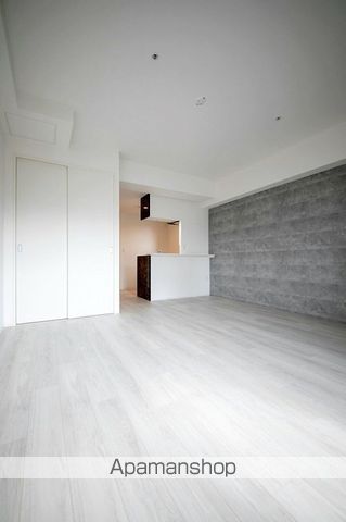 セレニテフランHOMMACHIの内装写真