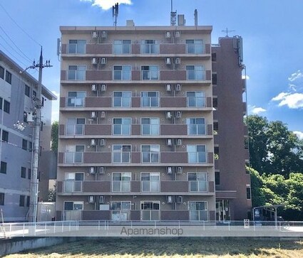 新風館[1R/29.99m2]の外観3