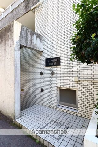 ストーク新丸子1番館の玄関写真