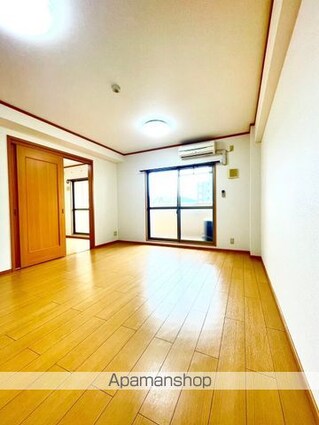 和歌山県和歌山市紀三井寺[3LDK/70.57m2]のリビング・居間