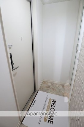 東京都立川市栄町５丁目[2LDK/73.91m2]の玄関