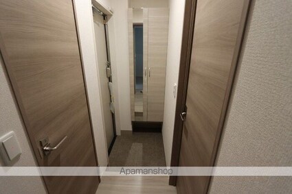 ＤーｒｏｏｍＣＶＩＩＩ[2LDK/52.57m2]の玄関