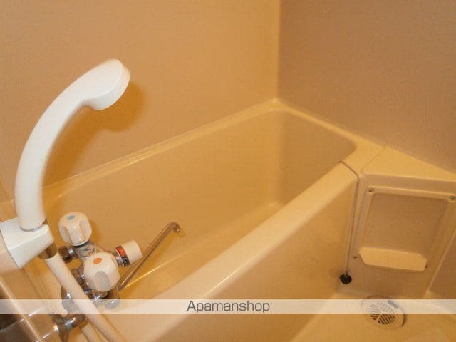 ヒルヴィレッヂ西岡の内装写真