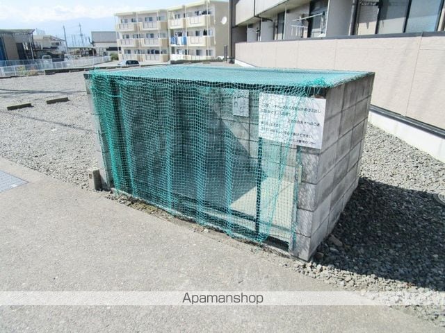 レオパレスマイルストーンの外観写真