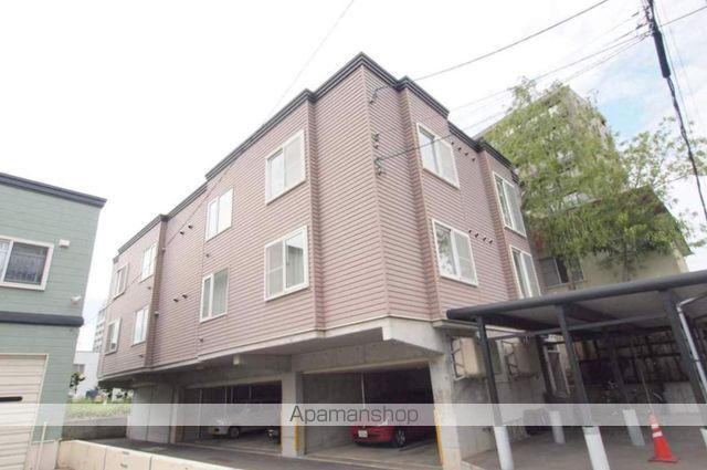 プラザ館 ドーム前Cの外観写真