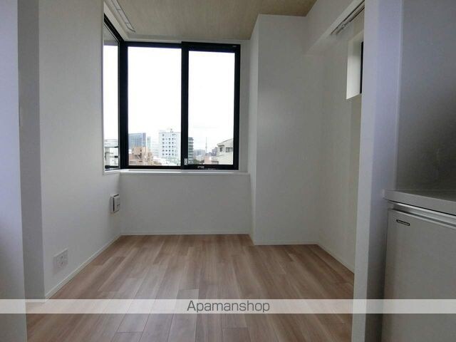 カーサスプレンディッド一番町[1R/27.82m2]のリビング・居間