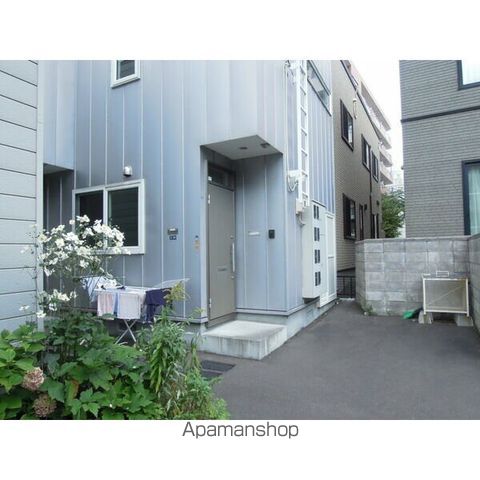 円山NAGAYAの玄関写真