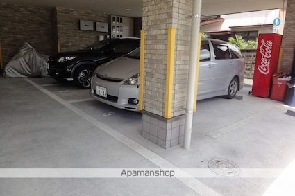 Ｅ－ＣＡＳＡ入明[1K/25m2]の駐車場2