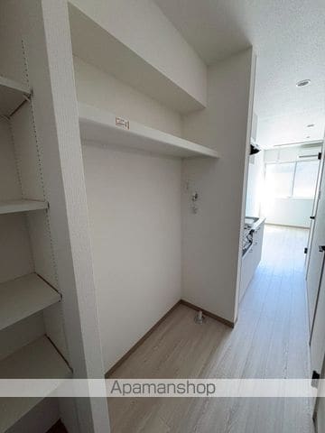 パインツリー立戸の内装写真