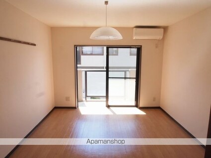 ＭＫマンション[1K/25.88m2]のリビング・居間