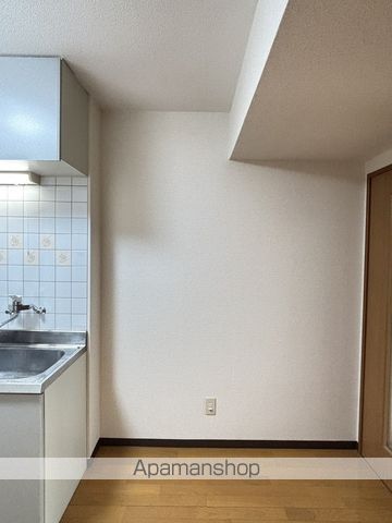 NEWCENTURYの内装写真