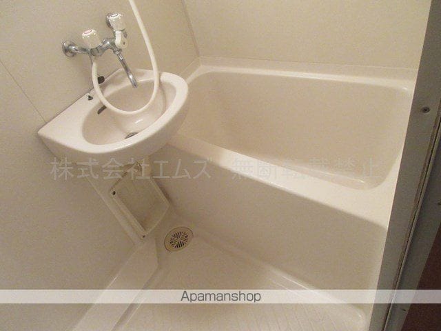 リバーサイドヒルズの内装写真
