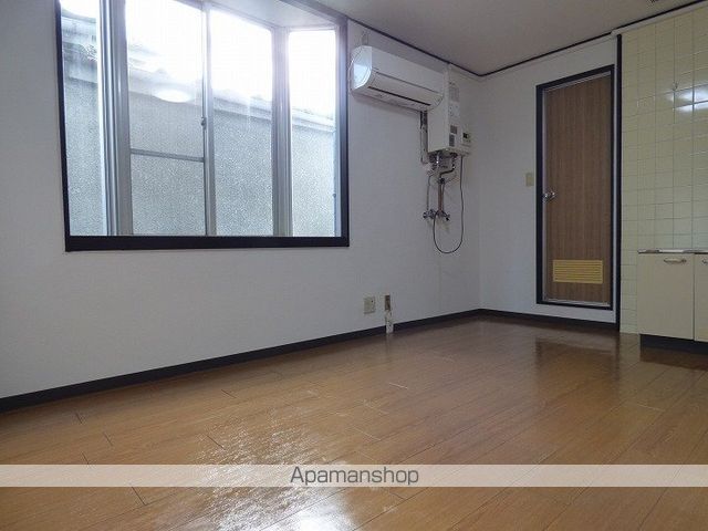 ノアーズアーク今里の内装写真