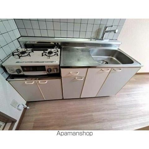シャネル麻生参番館の内装写真