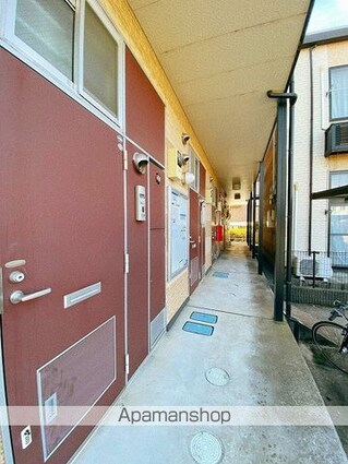 レオパレスコートサイド　ヴィラ[1K/19.87m2]のエントランス