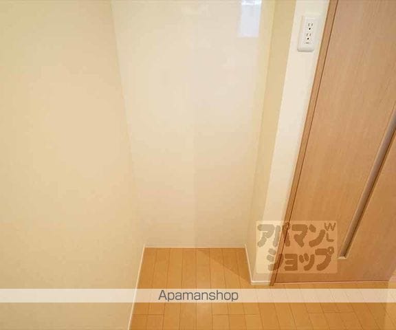 上高野薩田町マンションの内装写真