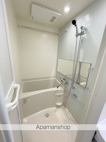 QUINTET NAMBAの内装写真