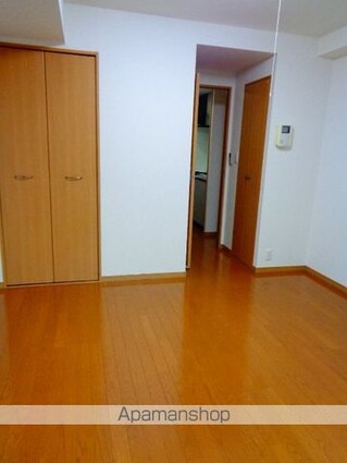 フォレスト　ＭＯＲＩ（モリ[1K/25.13m2]のリビング・居間