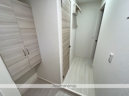 滋賀県草津市東矢倉３丁目[1LDK/42.79m2]の玄関