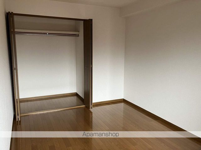 石川勉マンションの内装写真