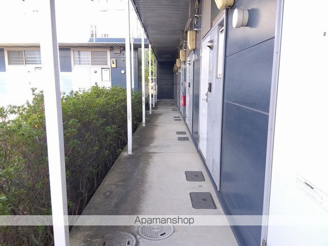 レオパレス川島の玄関写真