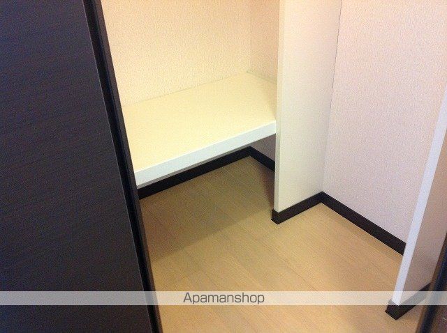 レオネクストホワイトバーチIIの内装写真