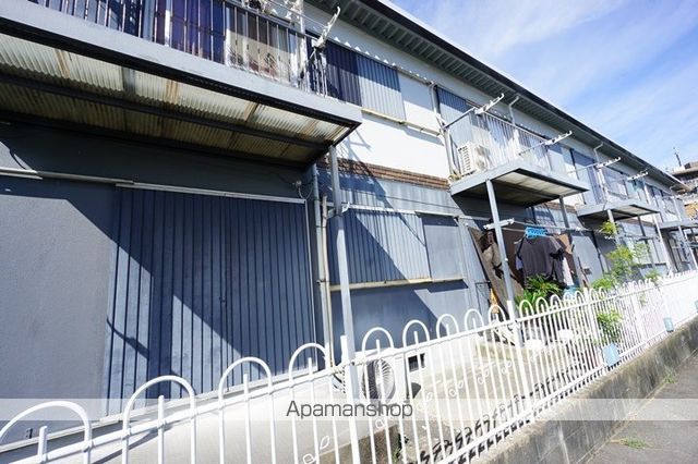 新芦屋ハイツの外観写真