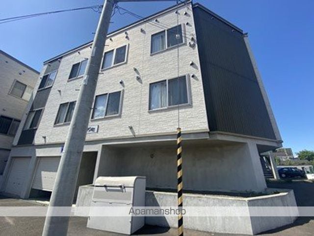 プレシャス23番館の外観写真