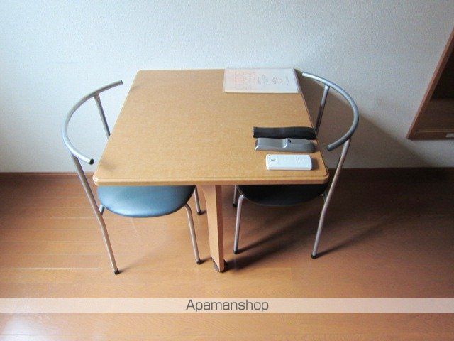レオパレスクレスセントの内装写真