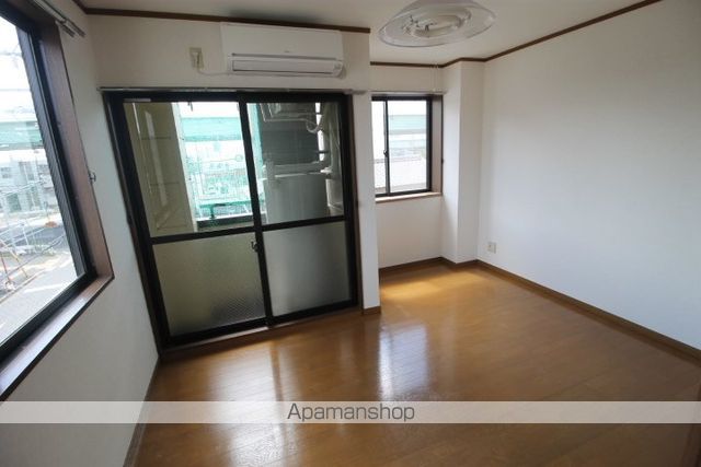 F・CUTEの内装写真