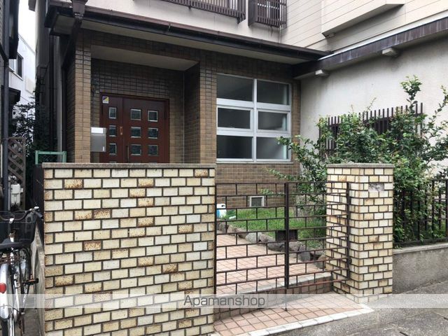 松本2丁目貸家の外観写真