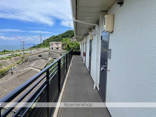 レオネクストシャーマー筋川の玄関写真
