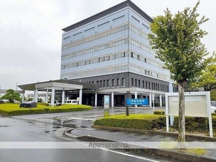 メゾンラフィネⅠ[1LDK/42.37m2]の周辺4