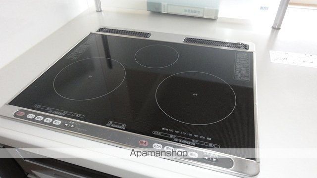 アーデン泉プレミアの内装写真