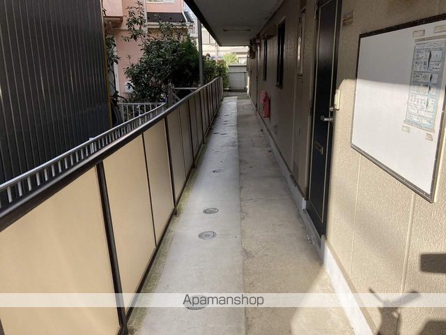 エーアイハイツの玄関写真