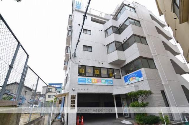 山本ビルの外観写真