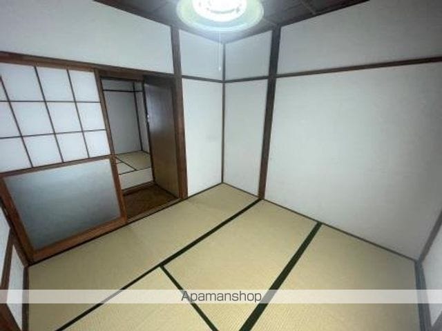 内山アパートの内装写真