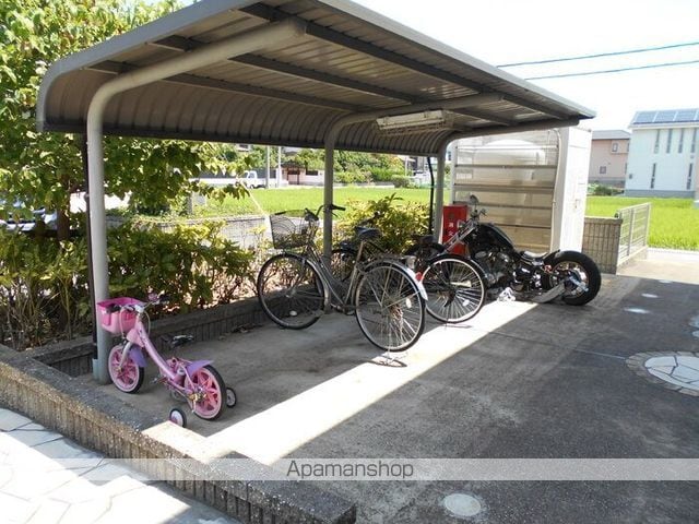 ロイヤルタウン Bの内装写真